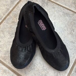 Munro “Ashlie” Comfort Leather Ballet Flats